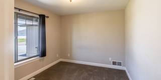 BEAUTIFUL 5 BED 3 BATH HOME IN FIRTH Gallery 21