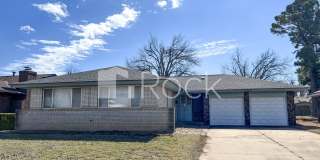 3-Bed 2-Bath Charming Mid-Century Modern Gallery 1