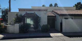 3bd 2ba located in Pointe South Mountain Gallery 12