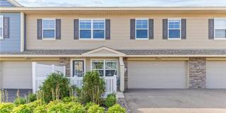 Spacious 3BR Townhome with Loft & Attached 2-Car Garage - Available NOW! Gallery 1