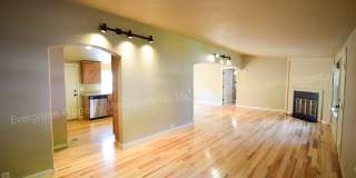 Stunning, Updated 2 Bedroom, 2 Bath House on Corner Lot! Gallery 3