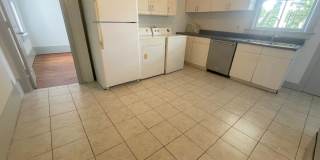 2 BED | 1 BATH | SECOND FLOOR BALCONY | E DUFFY & PRICE ST Gallery 8