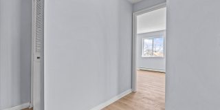 98 Carlton Street Gallery 12
