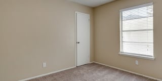 Rochelle Place Gallery 17
