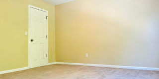 Fresh Updated Interior, Close to Fort Riley Gallery 19