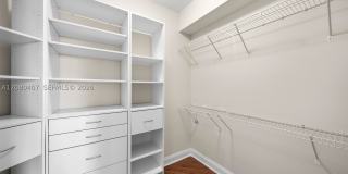 765 Crandon Blvd Gallery 24