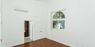 Beautiful spacious house Gallery 19