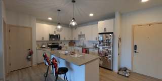 Yahara Commons II Gallery 10