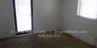 1415 Lester Gallery 13