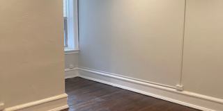 Student Housing - Newly Renovated Gallery 49