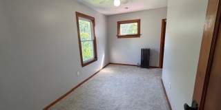 17 Englewood Avenue Gallery 9