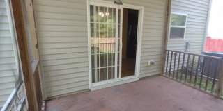 Room in 4 Bedroom Home at Genlee Dr Gallery 17