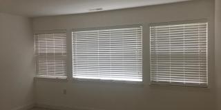 8390 MONTGOMERY RUN Road Gallery 19