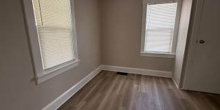 3 Bedroom - Renovated - Exquisite Gallery 5