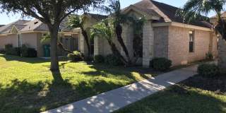 2201 North Dahlia Street Gallery 1