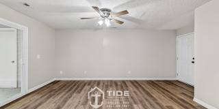Live Close to It All – Convenient Mount Pleasant Home Gallery 7