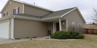 Gorgeous Duplex with Amazing View Off of Scenic Drive! Gallery 1