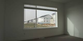 Layton Townhome 3 Bed 2.5 Bath Gallery 21