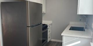 Across the street from SJSU! Updated 1 bedroom 1 bath apartment in gated community Gallery 1