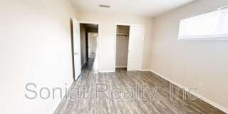 423 S. Murat Gallery 8
