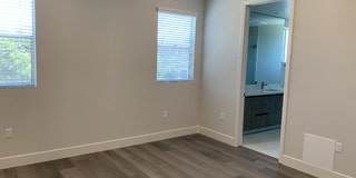 1721 Granville Avenue Gallery 8