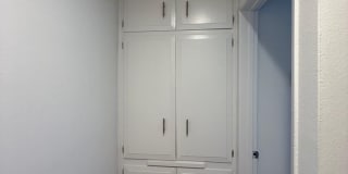 13952 Moorpark St. Gallery 12