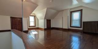 1105 Queen Street Gallery 9