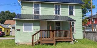 Newly Remodeled 2-Bedroom Single-Family Home – Available Immediately! Gallery 1