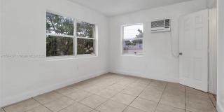 1137 NW 29th Ter Gallery 19