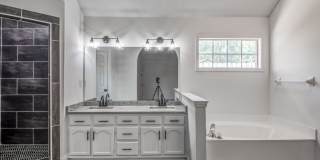 5624 Annandale Gallery 37