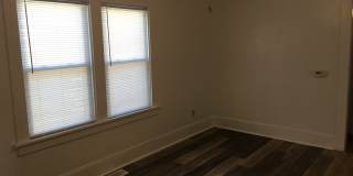 1511 Ripley Street , a large 3 bedroom with fence yard Gallery 9