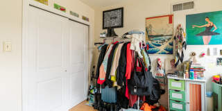 Two Bedroom Point Breeze Townhouse Gallery 22