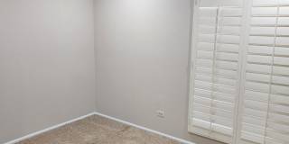 3bd 2ba located in Pointe South Mountain Gallery 7