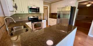 4 Bedroom Brick Home in Alice Drive Area! Gallery 7