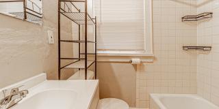 1 Bed 1 Bath apartment in Okc close to Plaza District! Gallery 30