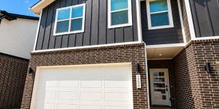 Spacious 3BR/2.5BA Edmond Home with 2-Car Garage Gallery 1