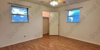 Spacious 3 bedroom, 2 bathroom Home. PET FRIENDLY! Gallery 18