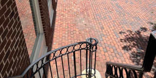 225 N WASHINGTON Street Gallery 32