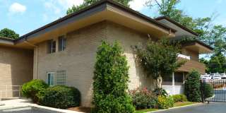 Spacious Condo in Prime Sandy Springs Location – Gated Community with Pool! Gallery 13