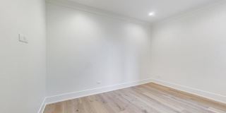 4920 North Lincoln Avenue Gallery 5