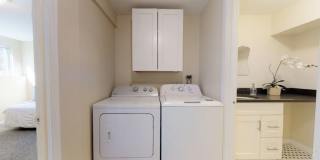 137 Glenville Avenue Gallery 17