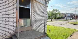 2000 Mcminn Street Gallery 17