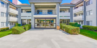 Casa Grande Senior Apartments - Senior Housing Gallery 1