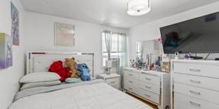 321 Hackett Blvd unit: 2 Gallery 21
