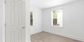 Updated 2-Bedroom Home with Modern Comforts Near Downtown Wilmington Gallery 15