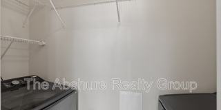 1713 Kudrow Lane - 1 Gallery 22