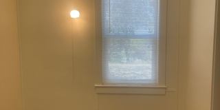 1 BED 1 BATH HOUSE NEAR DOWNTOWN 1 BED 1 BATH HOUSE NEAR DOWNTOWN Gallery 12