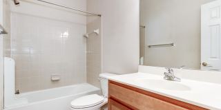 14873 CLOVERDALE Road Gallery 37