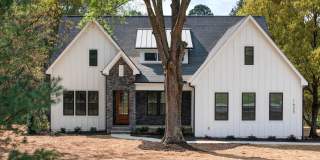 1625 N Main Street Gallery 1