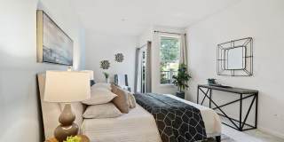 Gorgeous 2 Bed 2 Bath Dublin Townhome with Amenities! Centrally Located! Gallery 15